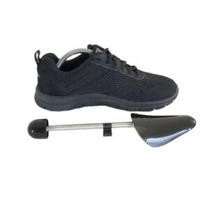 Black Plastic Spring Shoe Tree Women’s Shoe Horn Stretcher - fits up to size 9